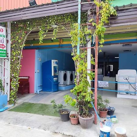 Pa Chalermchai Guesthouse Bangkok Dış mekan fotoğraf