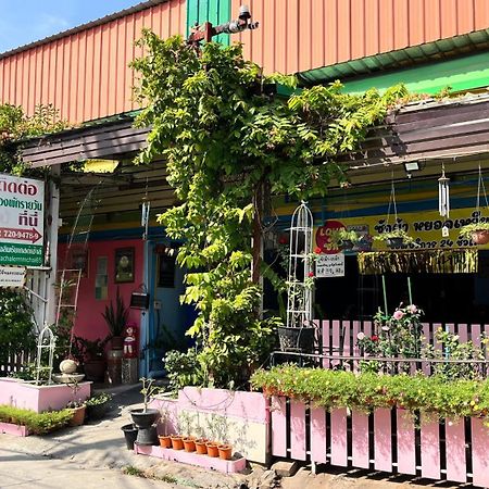Pa Chalermchai Guesthouse Bangkok Dış mekan fotoğraf